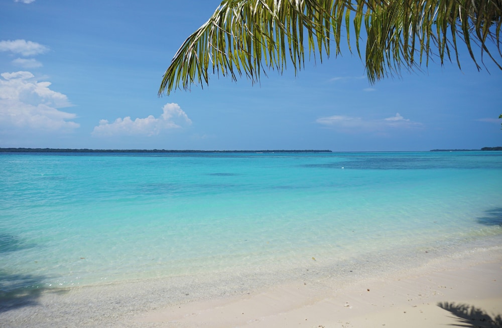Barrier Beach Resort - Adults Only 35/50