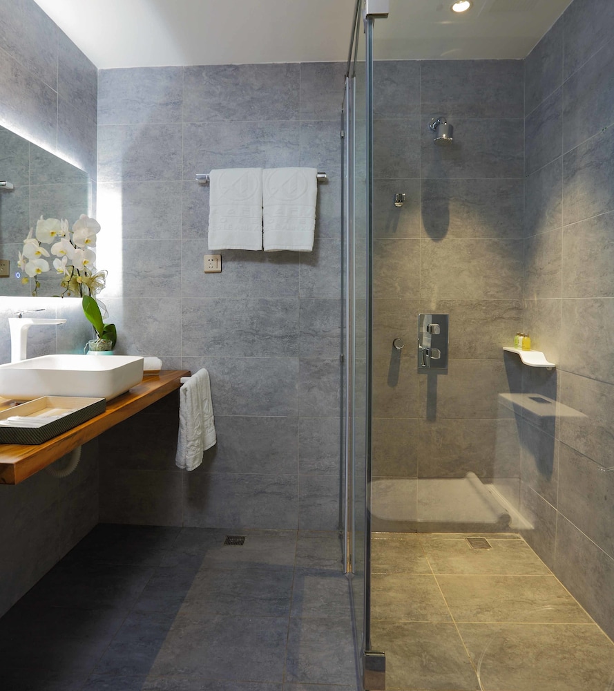 A&Em Art Hotel 24/66