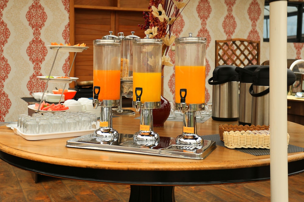 LOTOS INN & SUITES photo5