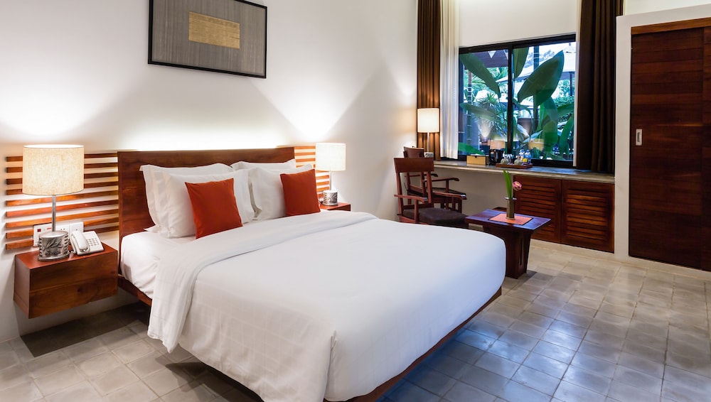 LYNNAYA URBAN RIVER RESORT 15/69