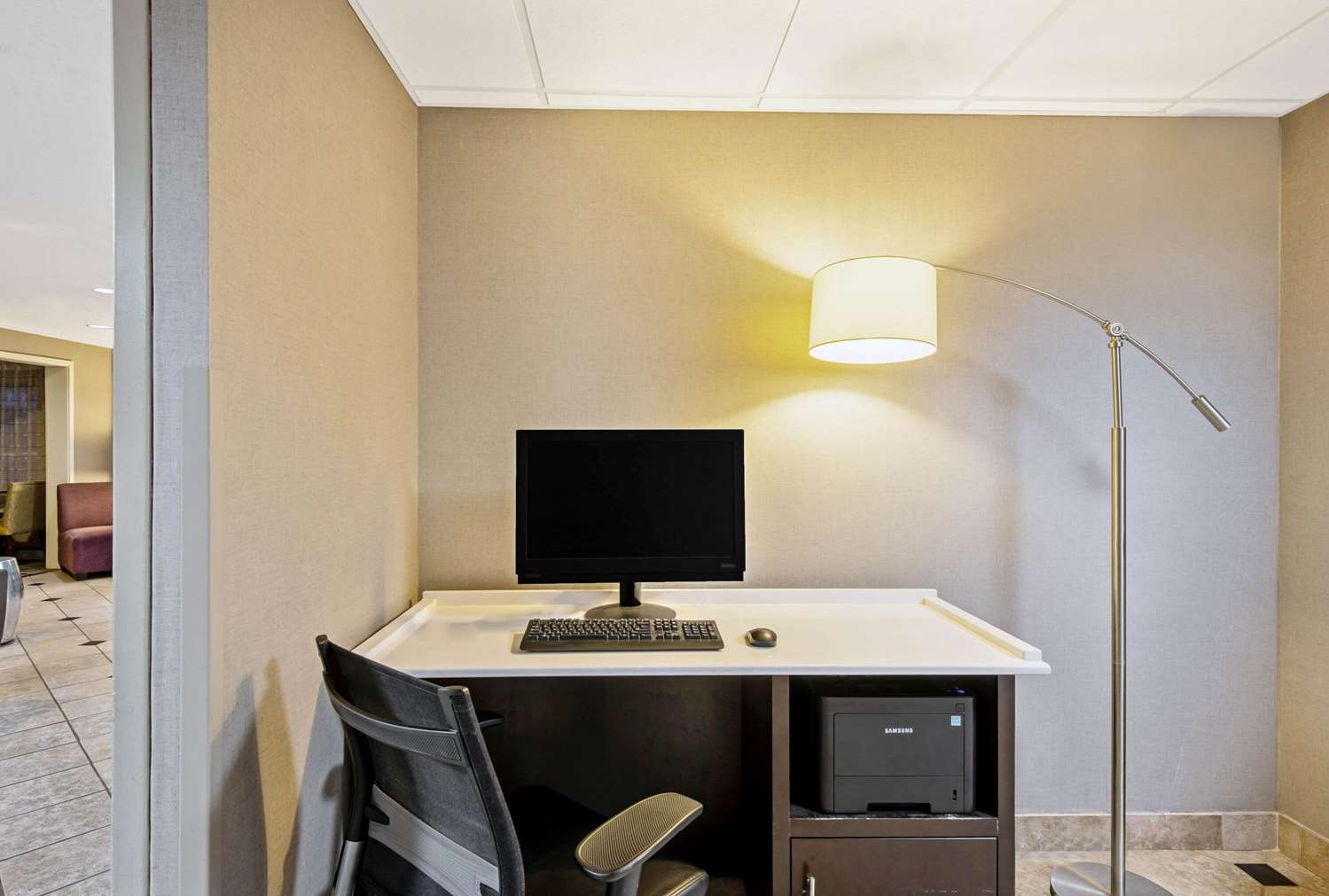 La Quinta Inn And Suites By Wyndham Harrisburg Airport Hershey 40/48