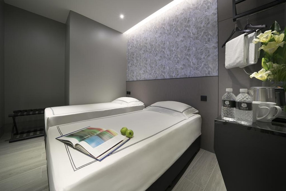 Hotel Classic By Venue 46/47