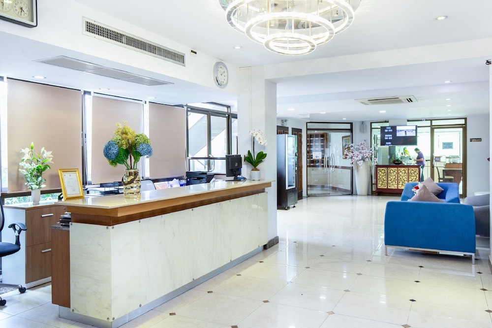 Lasalle Suites Spa 11/74