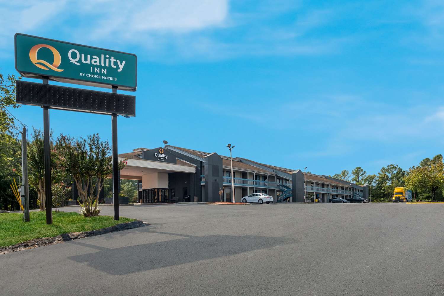 Quality Inn Fort Jackson 38/40