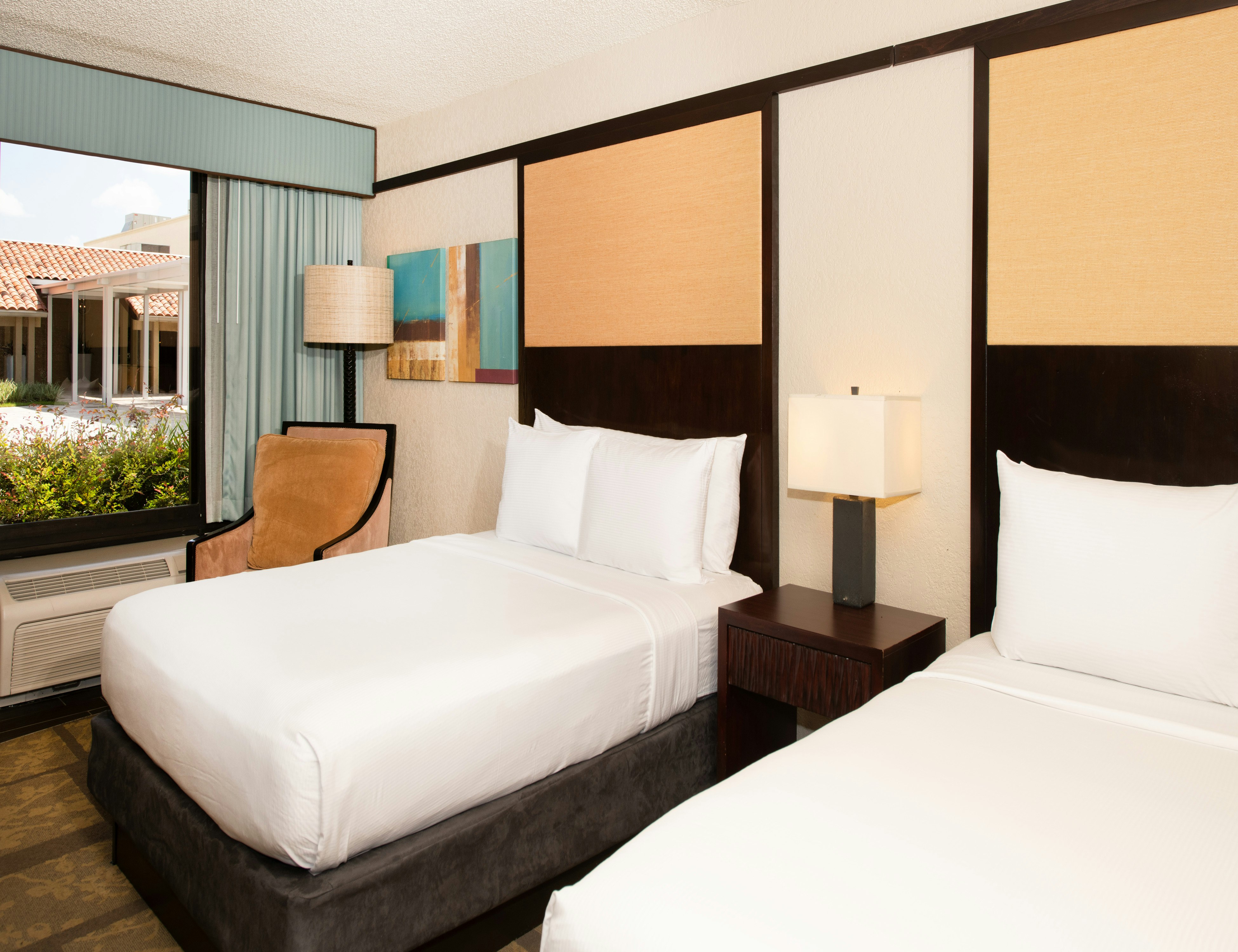 room, 2 queen beds, resort view