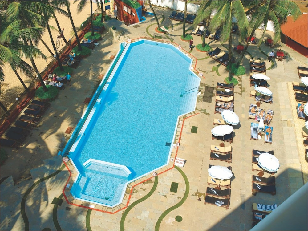 BOGMALLO BEACH RESORT 34/50