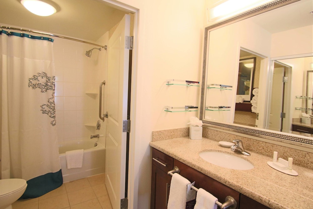 Residence Inn Newport News Airport 8/31