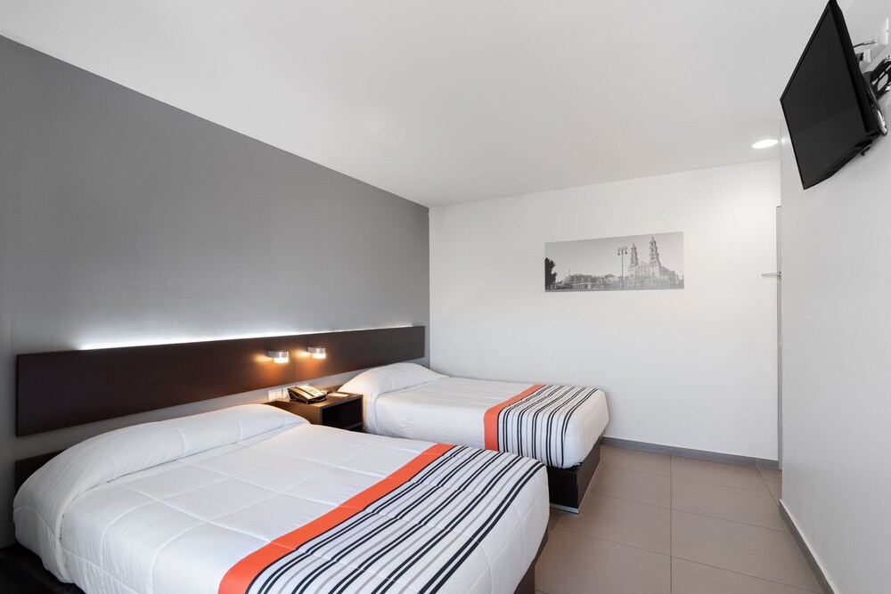 City Express Junior by Marriott Aguascalientes Centro 15/46