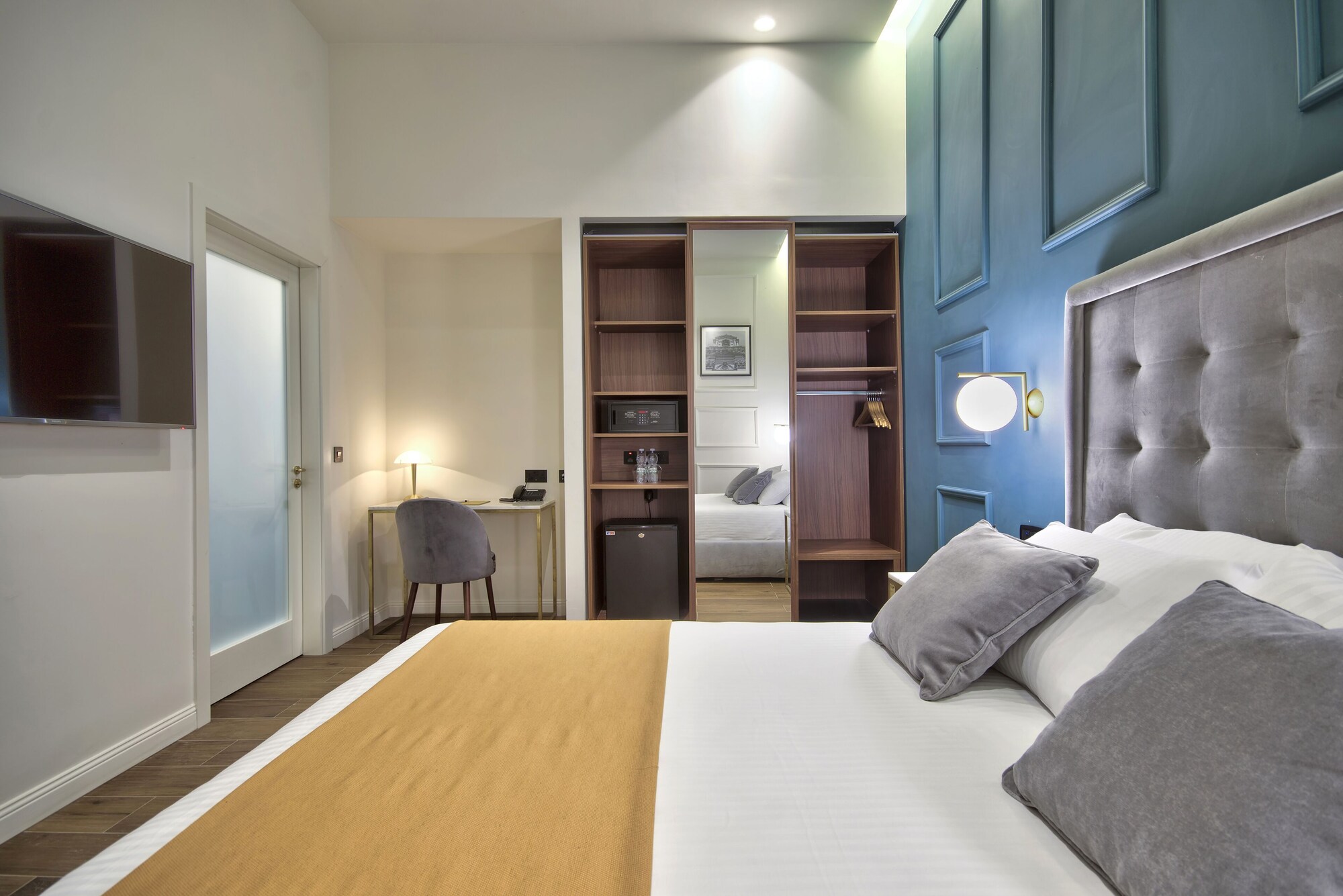 4 Rooms, Deluxe, Queen Bed