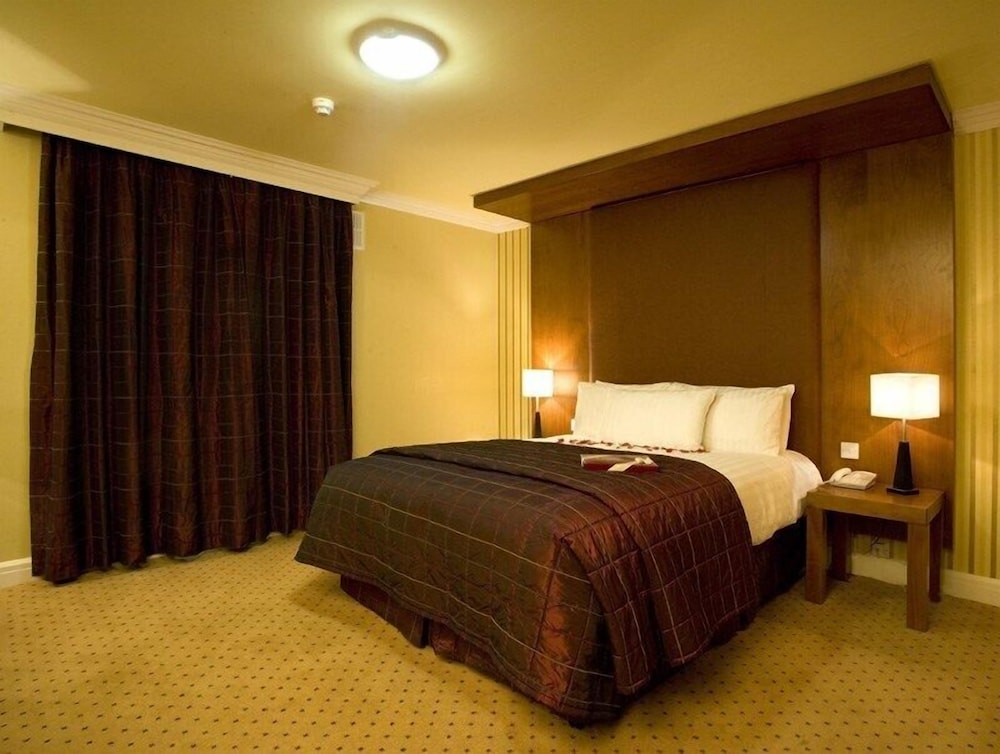 Great National Hamlet Court Hotel 7/35