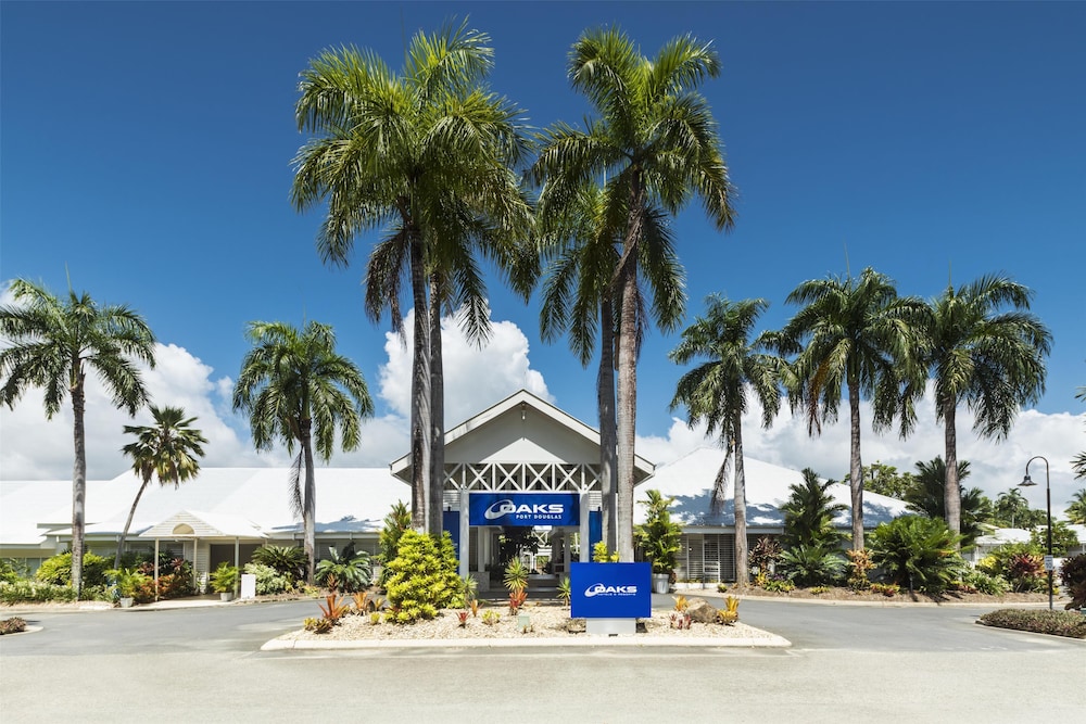 Oaks Port Douglas Resort 57/64