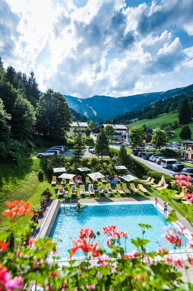 Hotel Der Waldhof Zell Am See 30/35