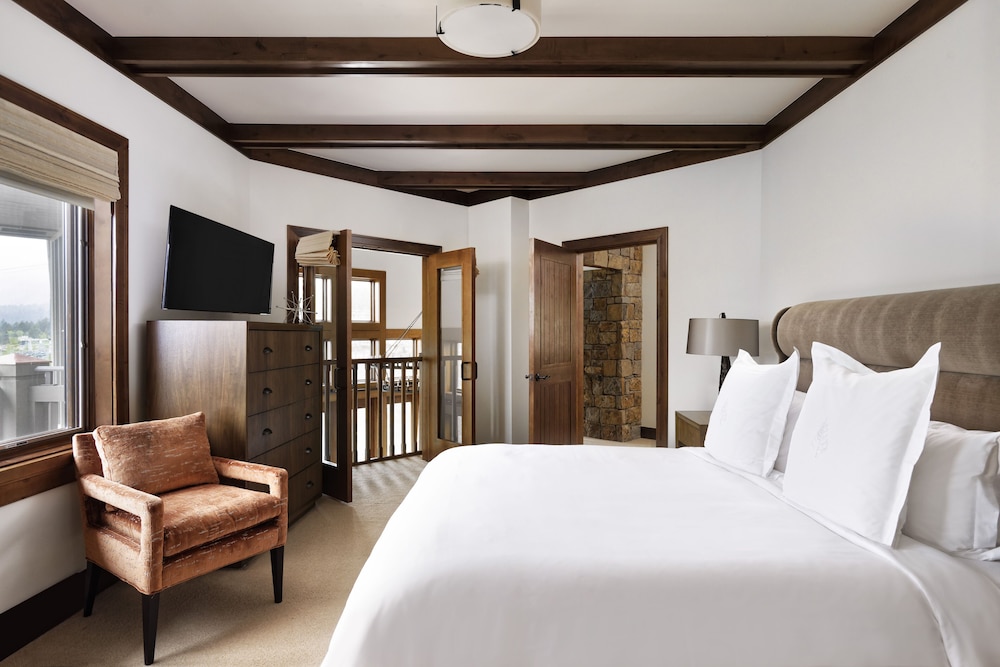 3 Bedrooms, Plus, Residence, Penthouse, 3 King Beds, Den