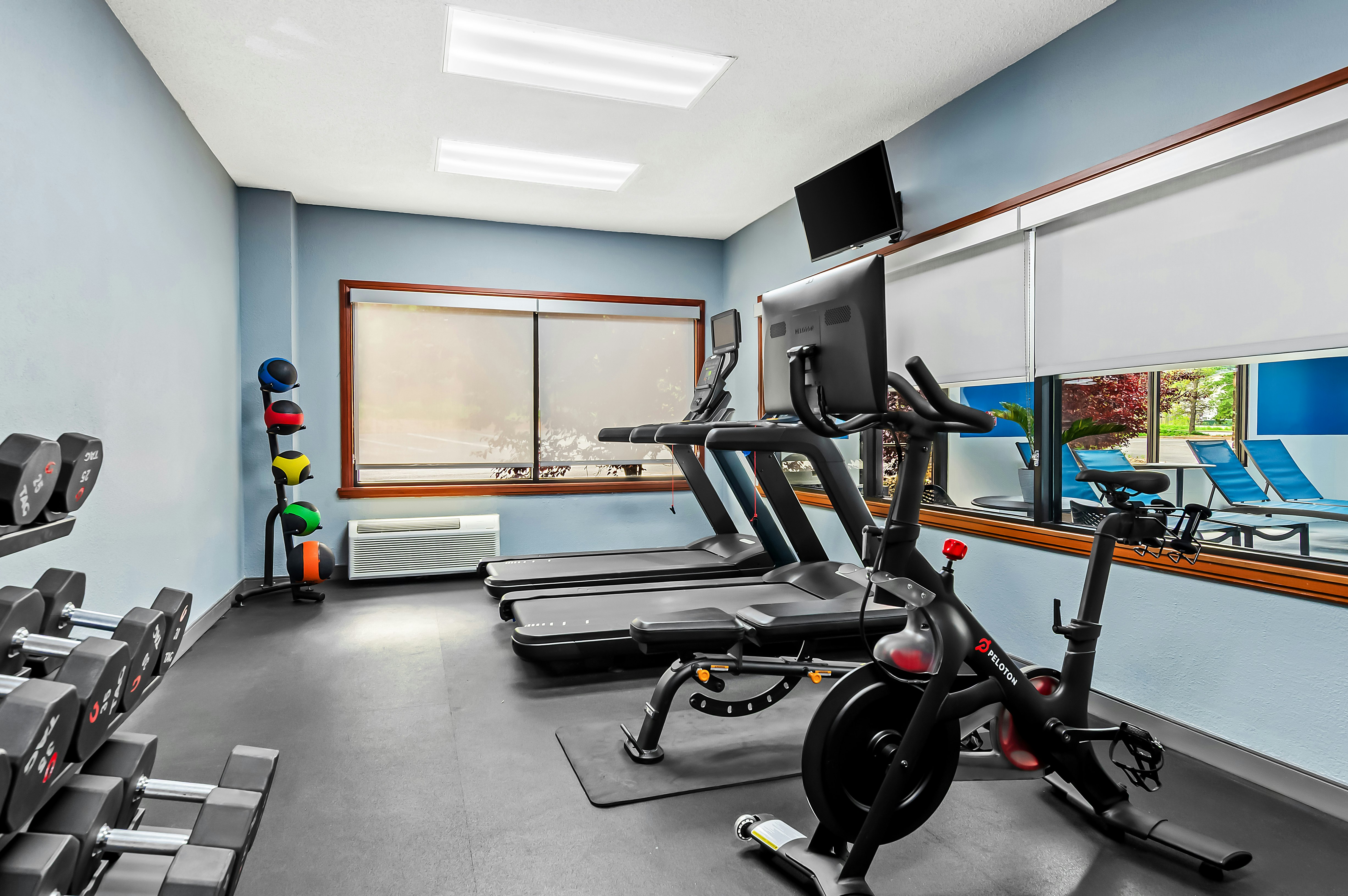 Hampton Inn Princeton, WV 12/50