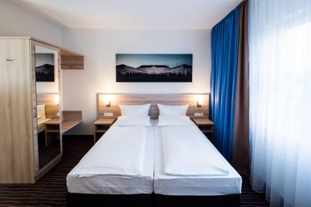 PLAZA INN Berlin-Charlottenburg 23/64