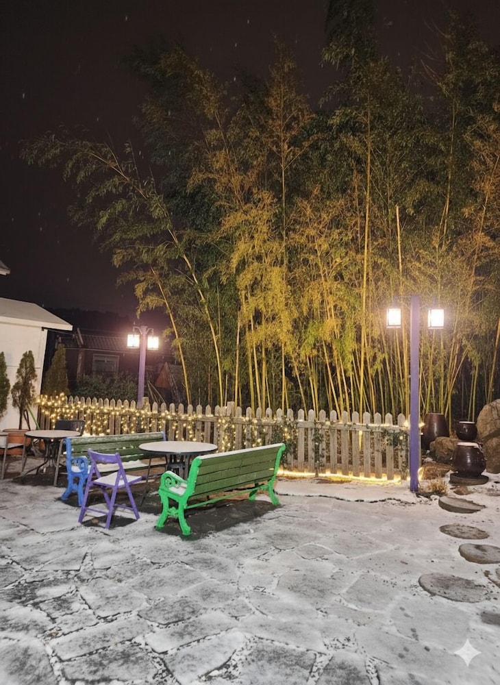 Bellus Rose Pension Hotel 62/64