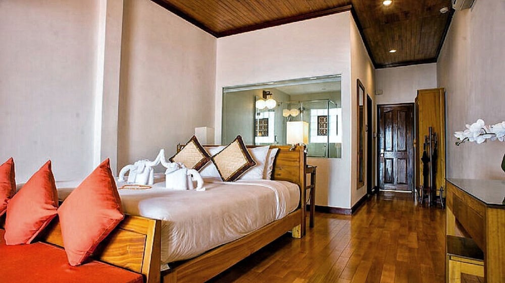 Vinh Hung Riverside Resort 20/78