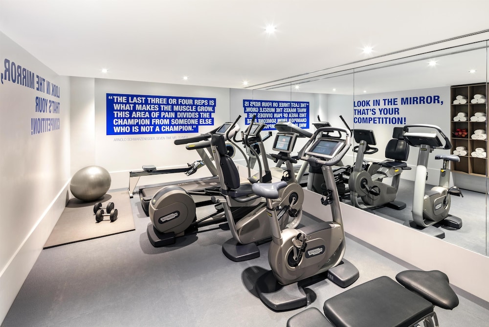 Radisson Blu Hotel London Leicester Square 25/49