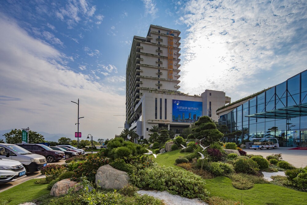 Fengyue Hotel 43/47