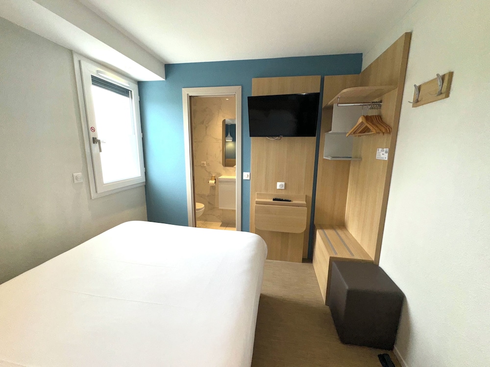 Kyriad Direct Saint Brieuc (Blue Hotel) 14/47