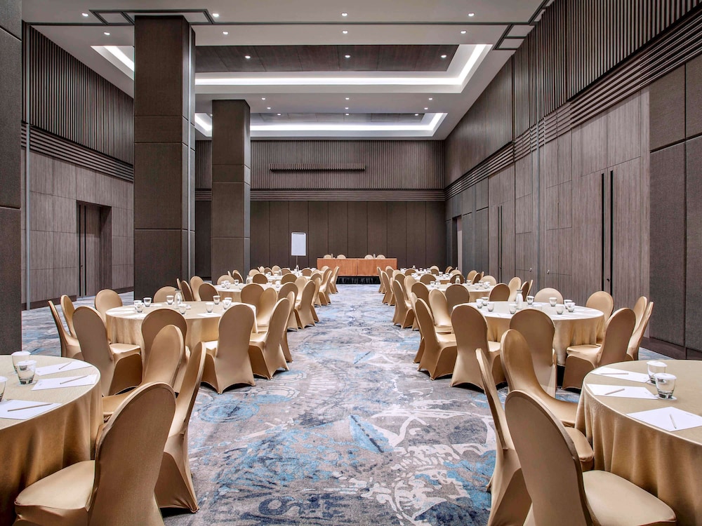 Mercure Tangerang Bsd City 56/67