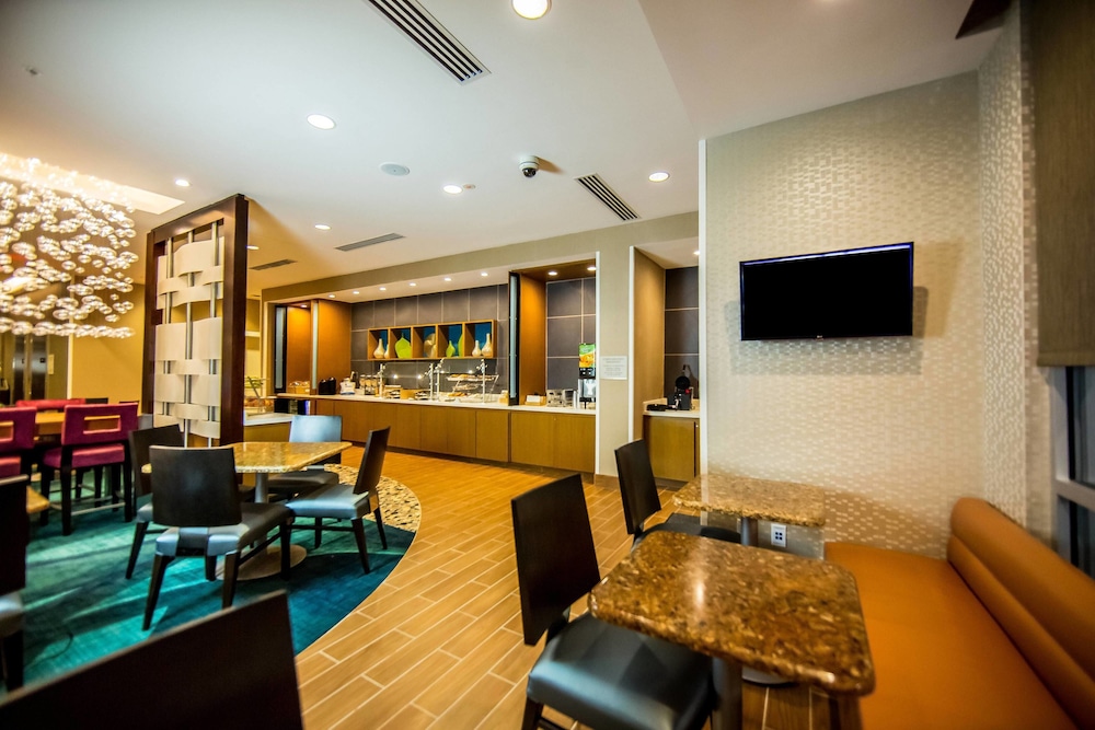 SpringHill Suites Lumberton 6/59