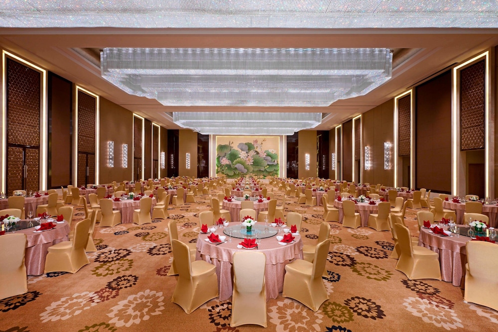 Sheraton Daqing Hotel 32/38