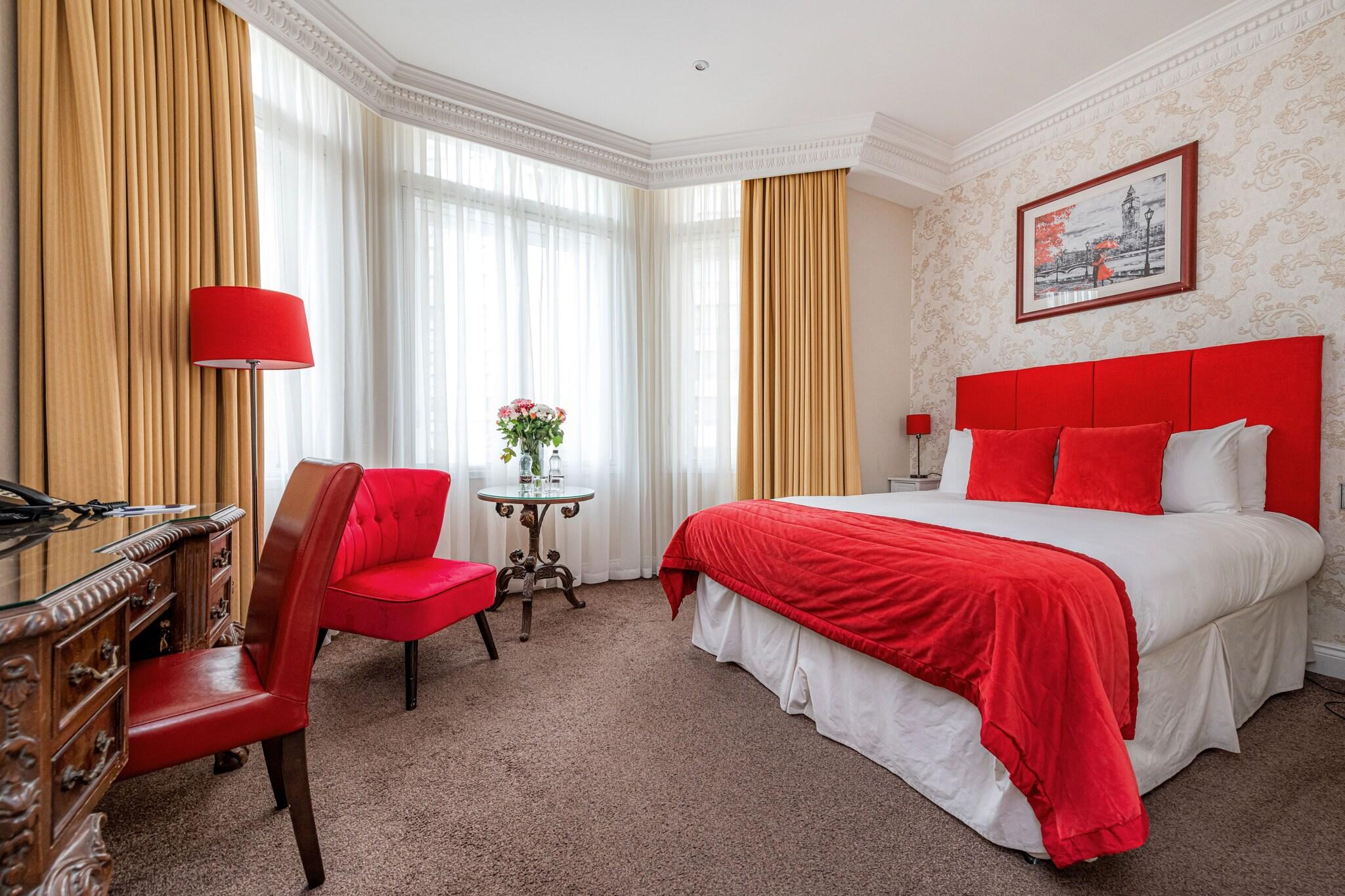 Superior, Double Bed, Ground Floor, Ashburn 2/10