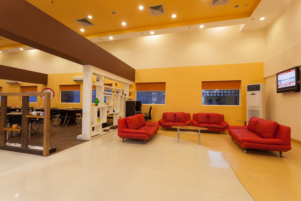 Ginger Ahmedabad Vastrapur 7/57