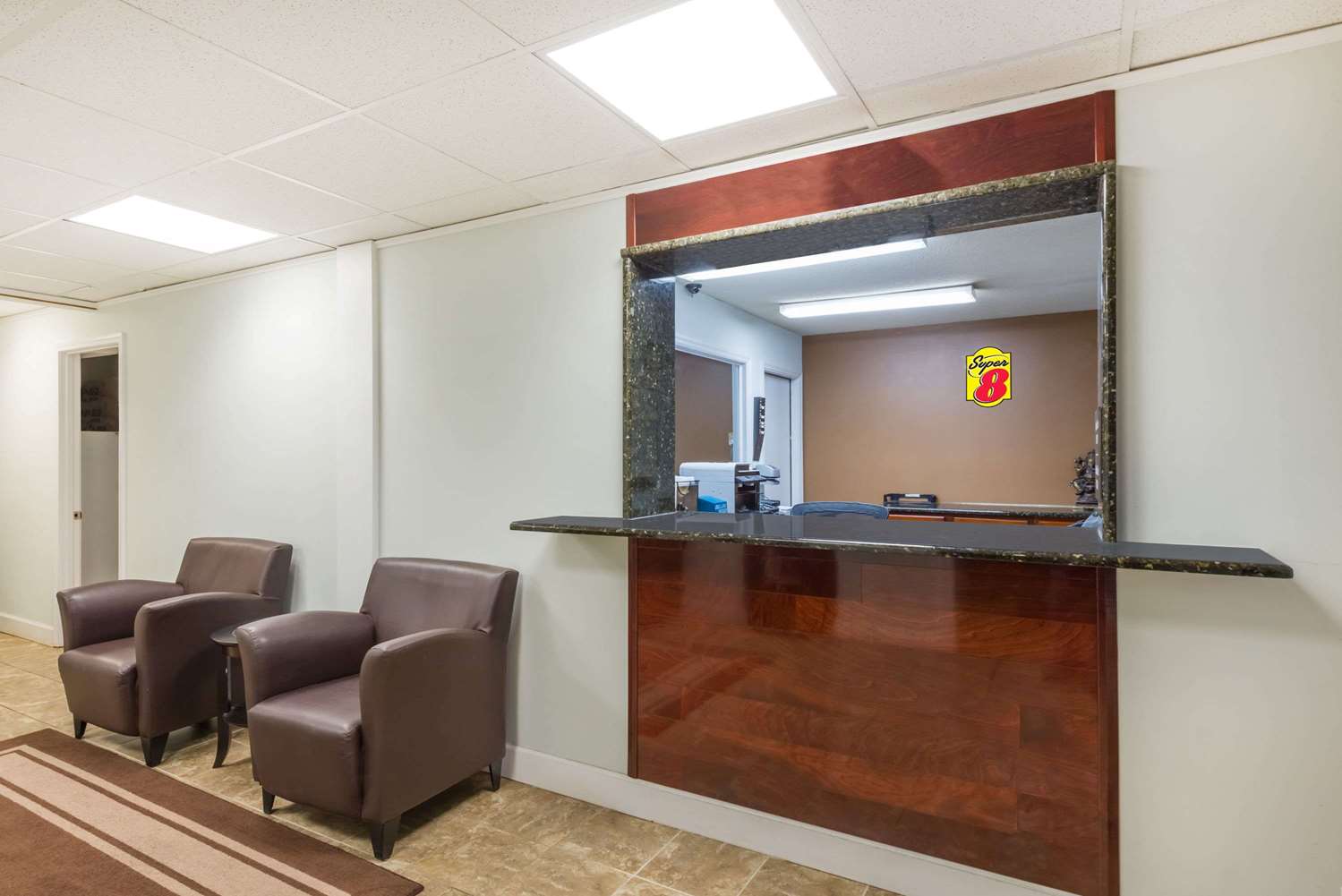 Super 8 by Wyndham Chattanooga Ooltewah 2/5