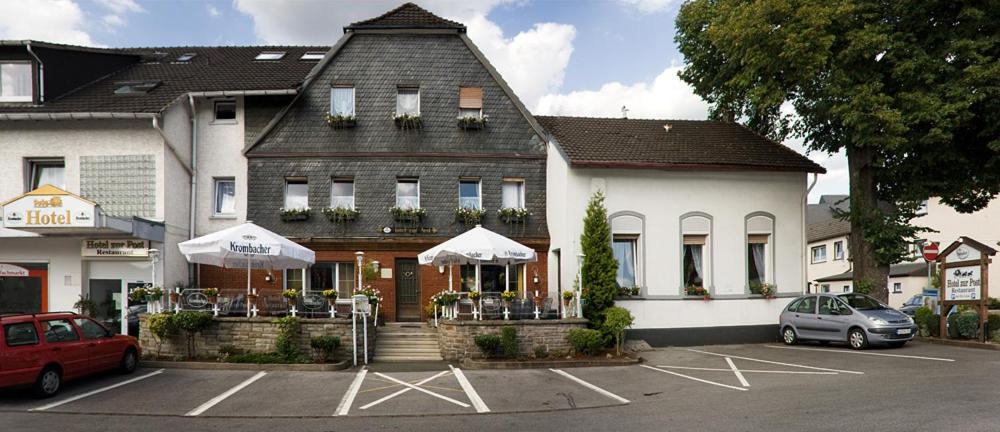 Zur Post Hotel 50/54
