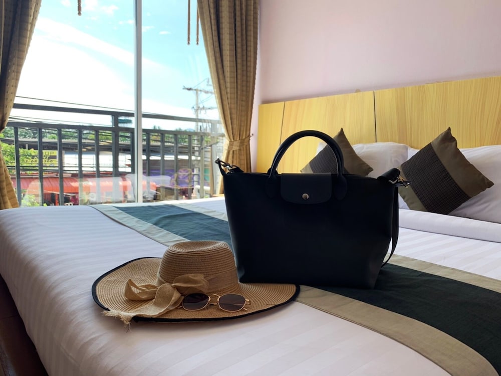 MALIN PATONG HOTEL 24/58