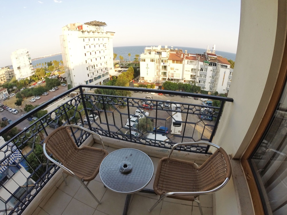Hotel Royal Hill 4/50