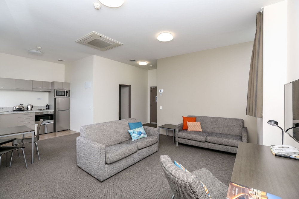 Quest New Plymouth 33/51