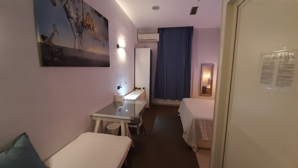 Youth Station Hostel 22/43