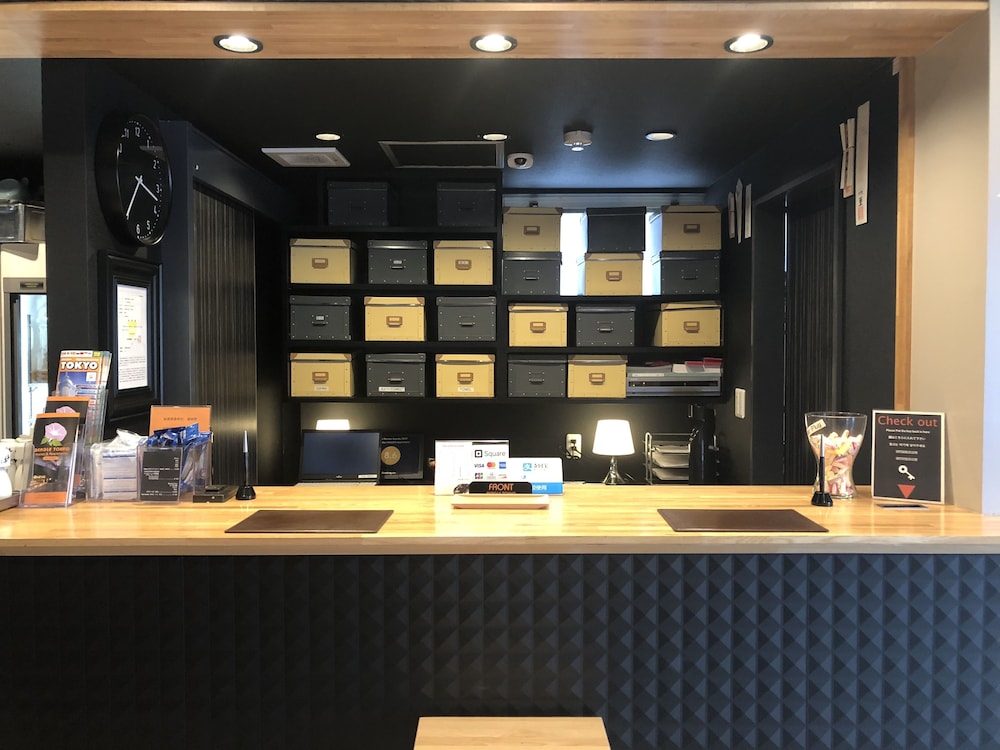 Beagle Tokyo Hostel And Apartments 7/50