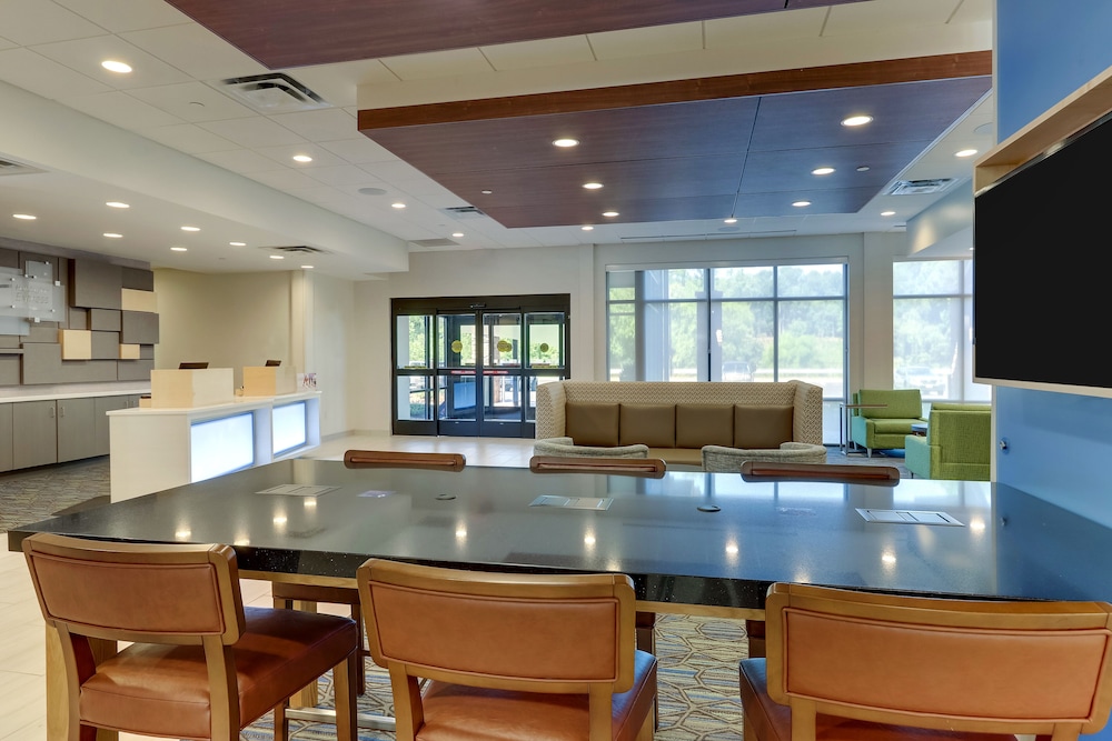 HOLIDAY INN EXPRESS AND SUITES WINSTON SALEM SW CLEMMONS 13/50