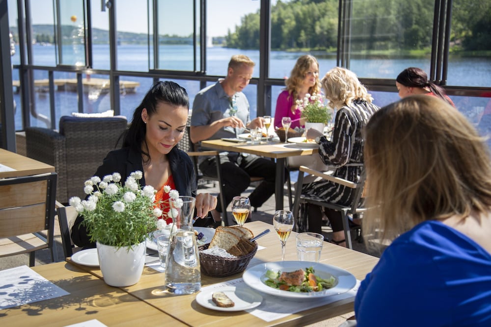 Finlandia Hotel Alba 36/48