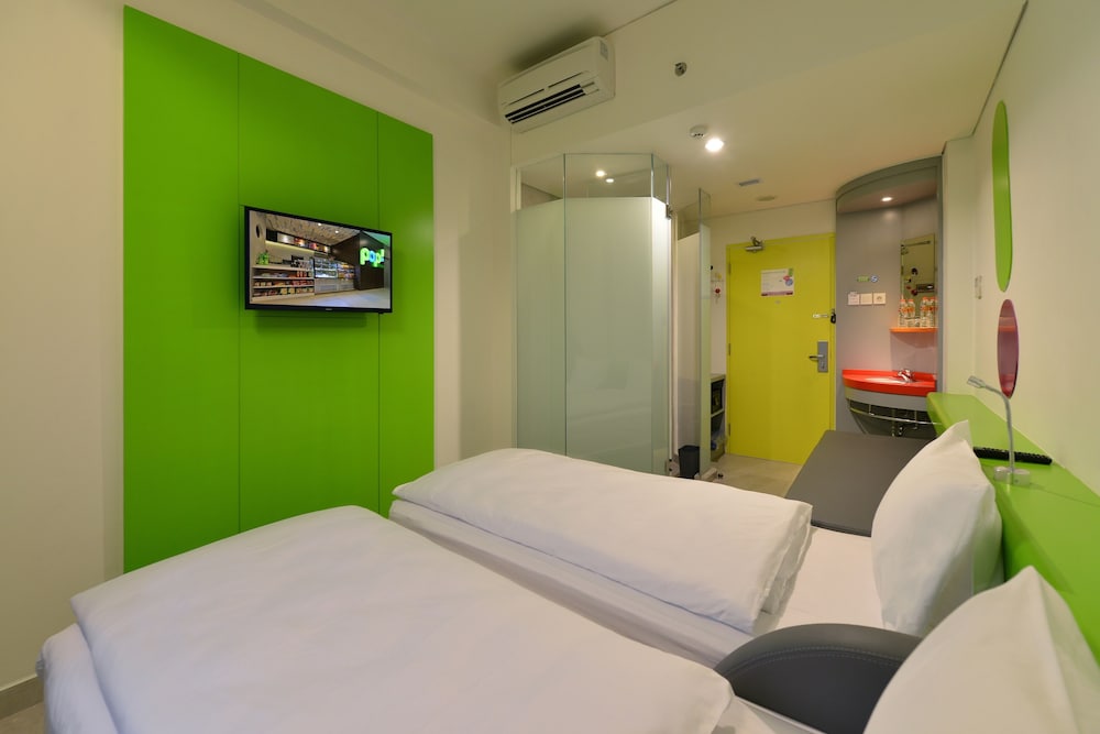 Pop Hotel Timoho Yogyakarta 12/29