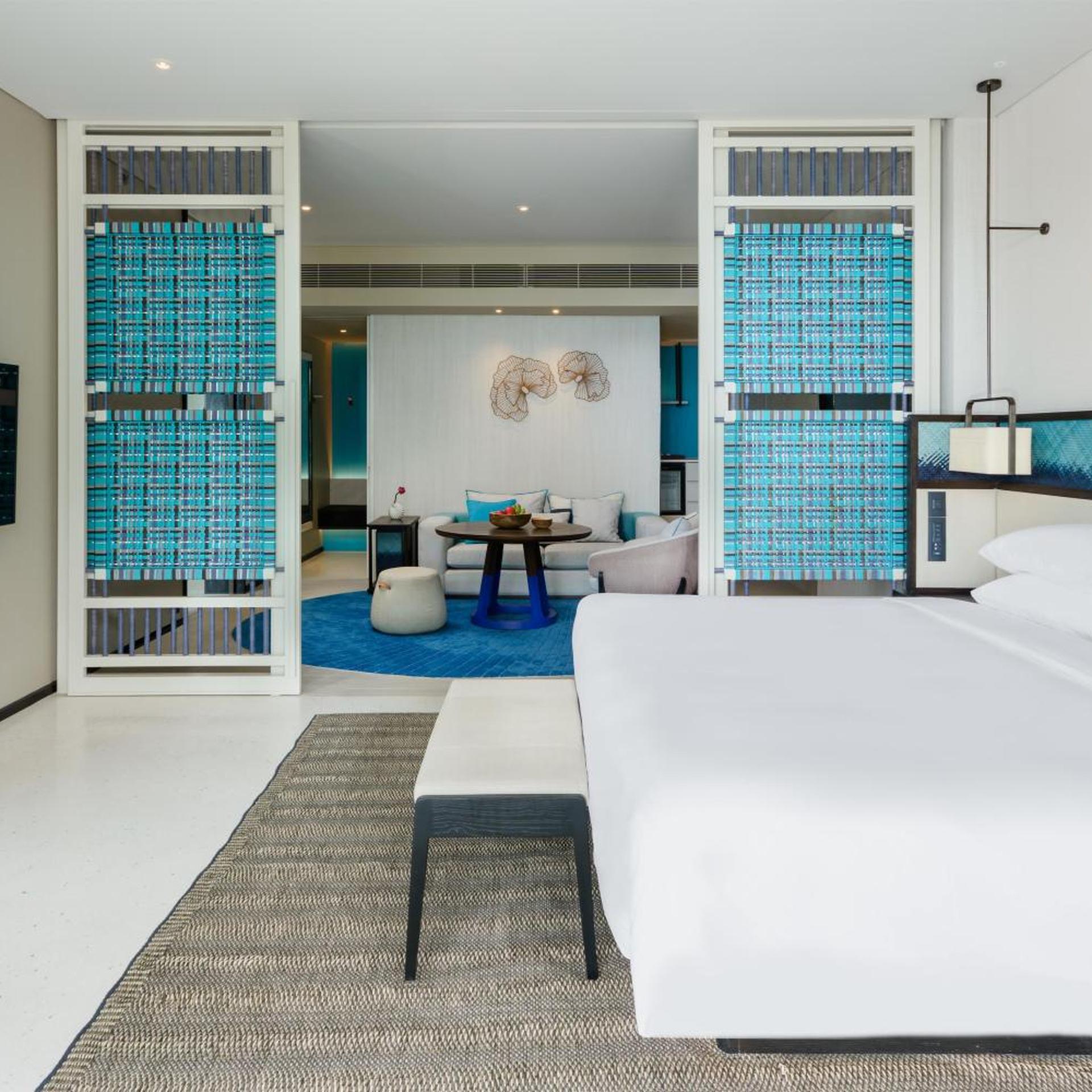 1 Bedroom, Regency, Suite, King Bed