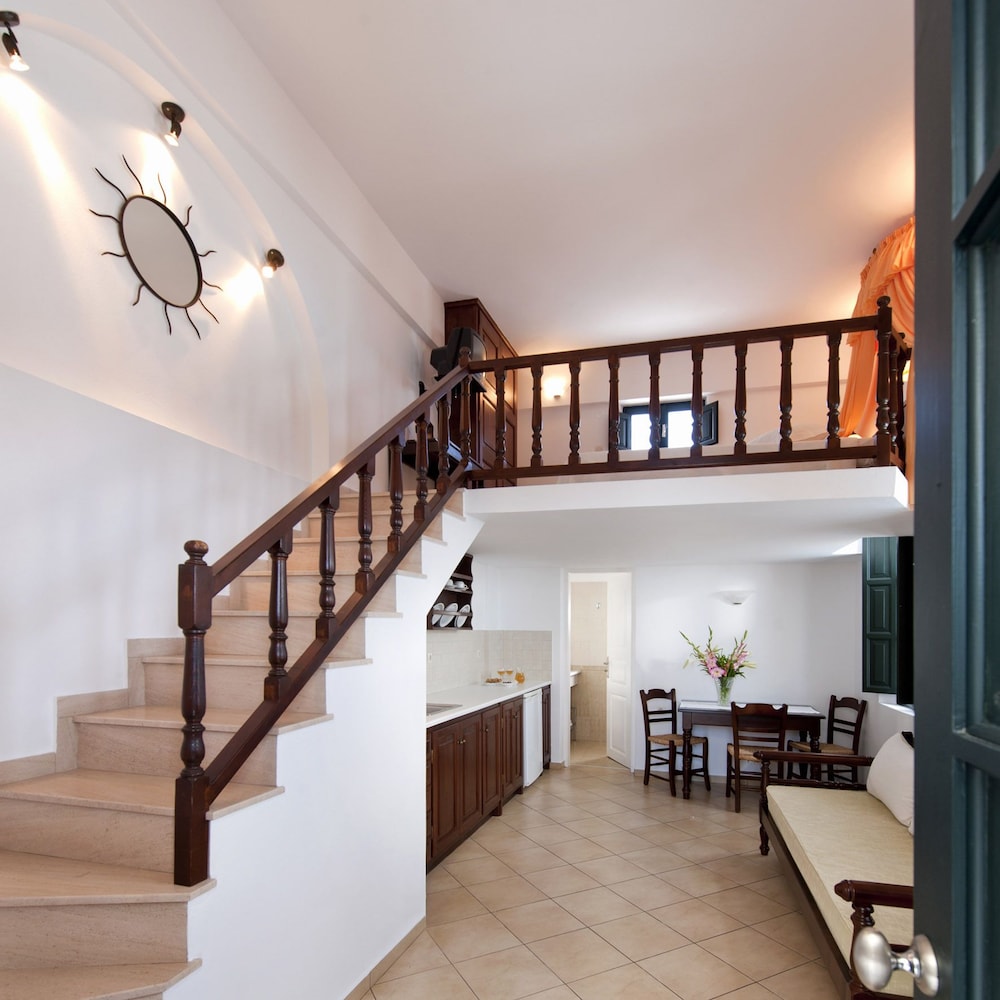 Anthonas Apartments 22/35