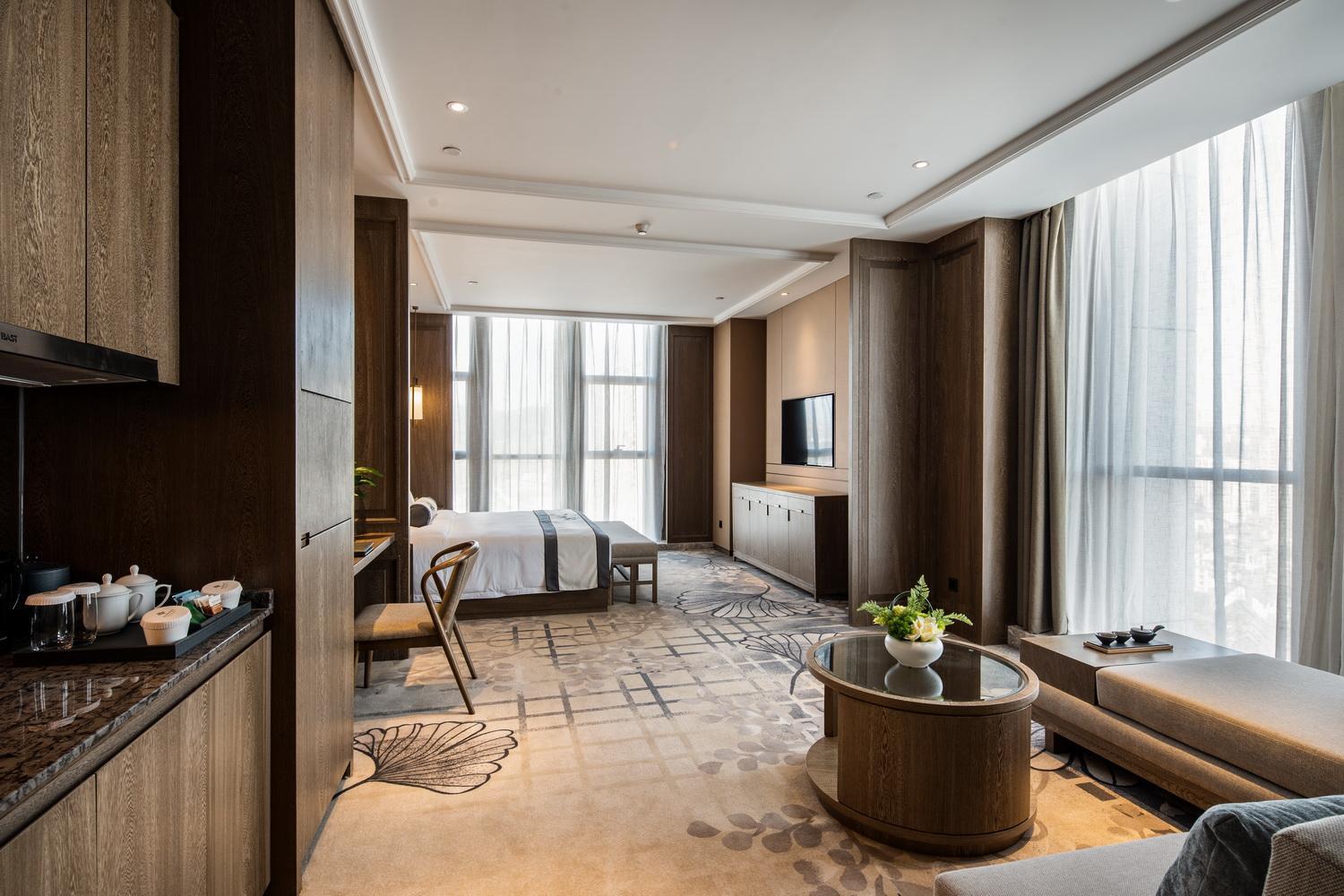 Jinling Hotel 50/65