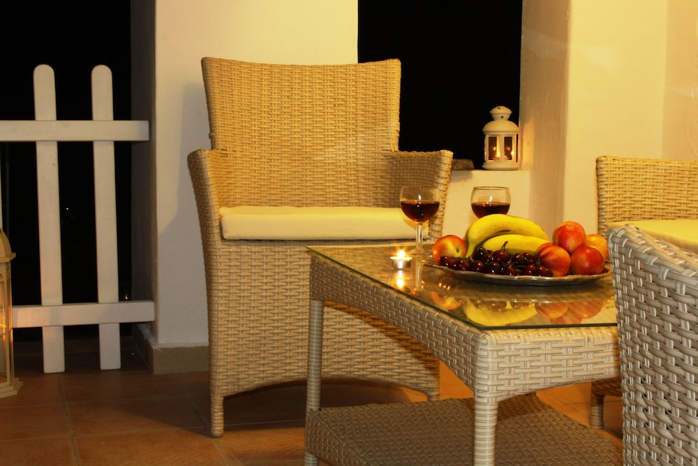 Mariakis Luxury Studios 14/42
