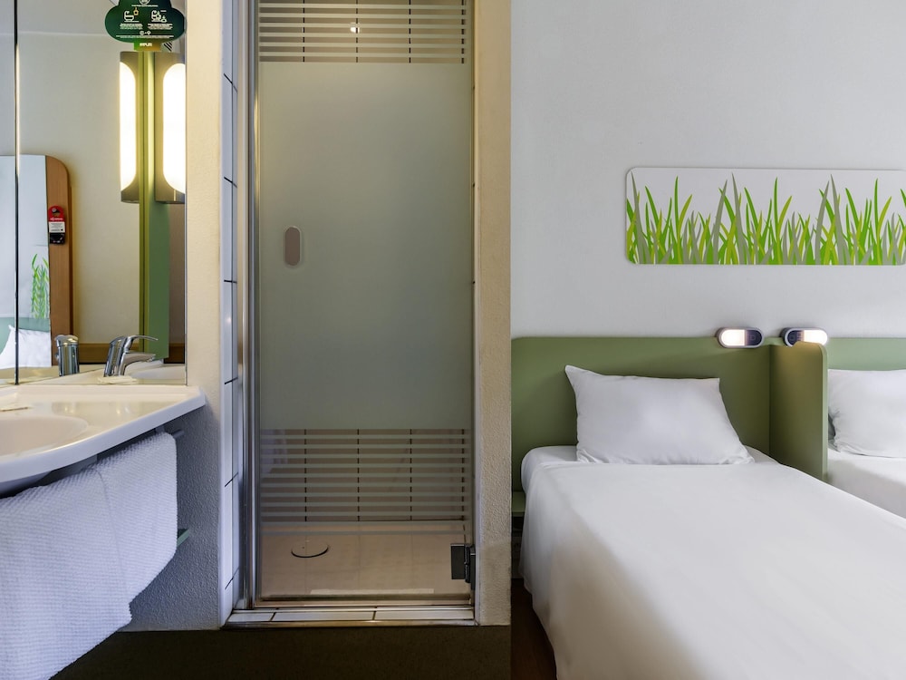 Ibis Budget Warszawa Reduta 33/54