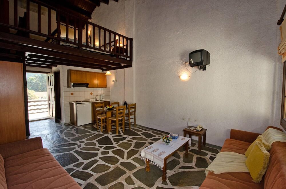 Delphi Resort 42/66