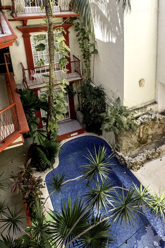 Hotel Maya Turquesa 30/41