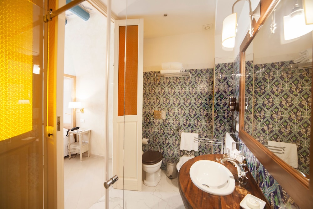 ALGILÀ ORTIGIA CHARME HOTEL 71/74