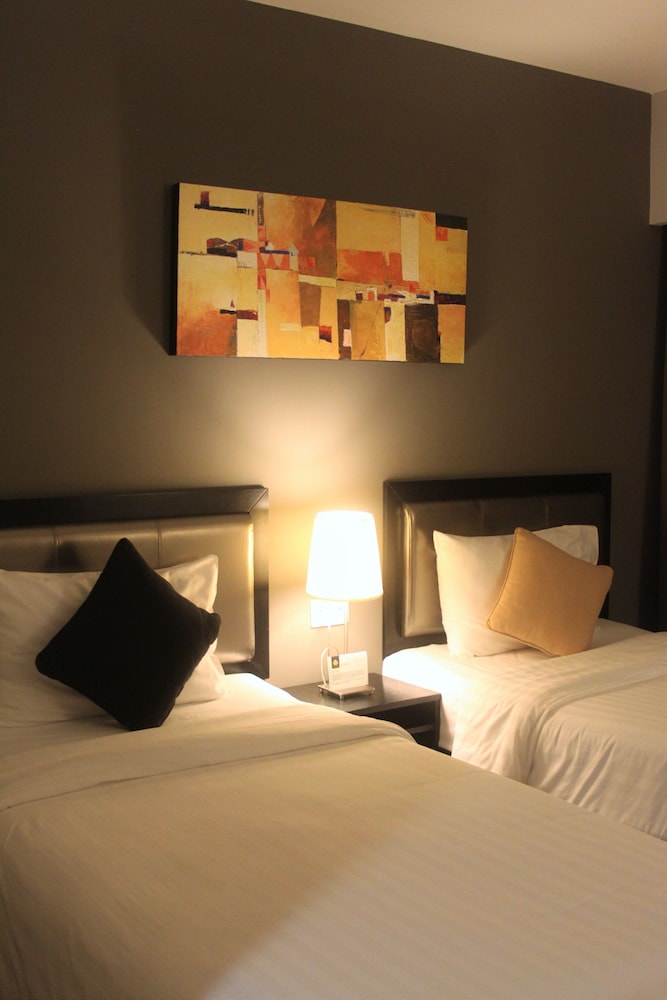 Hotel Brunei 16/43