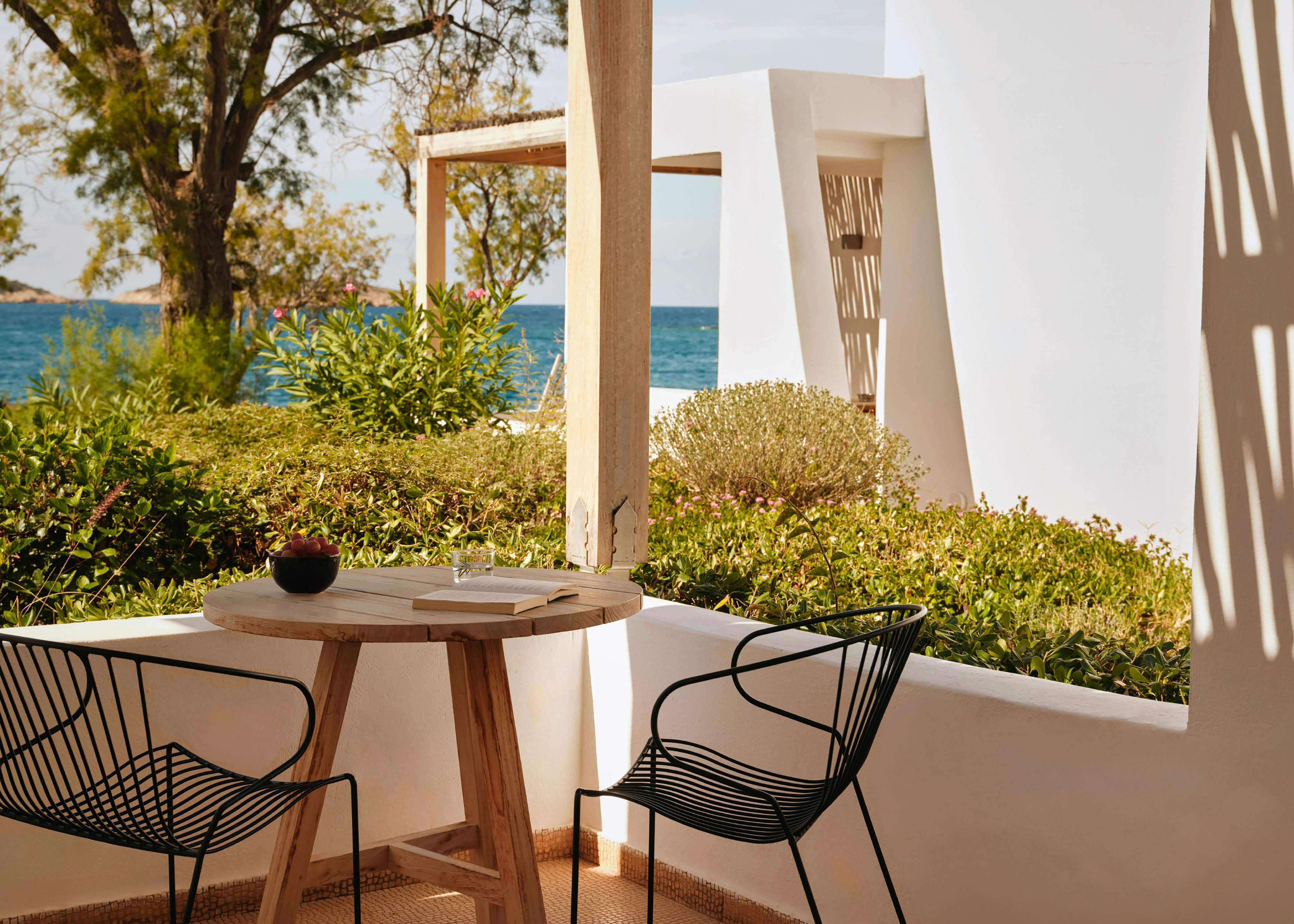 Minos Beach Art Hotel 35/63