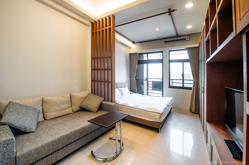 CH Service Apartment 24/48
